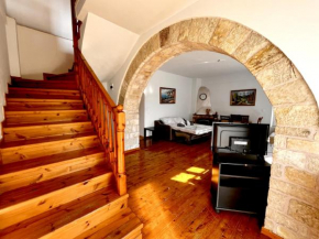 Alexis House